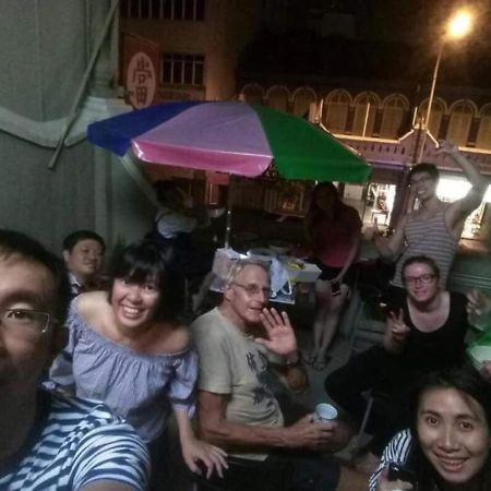 Vloft Backpackers Hostel Ipoh Ngoại thất bức ảnh