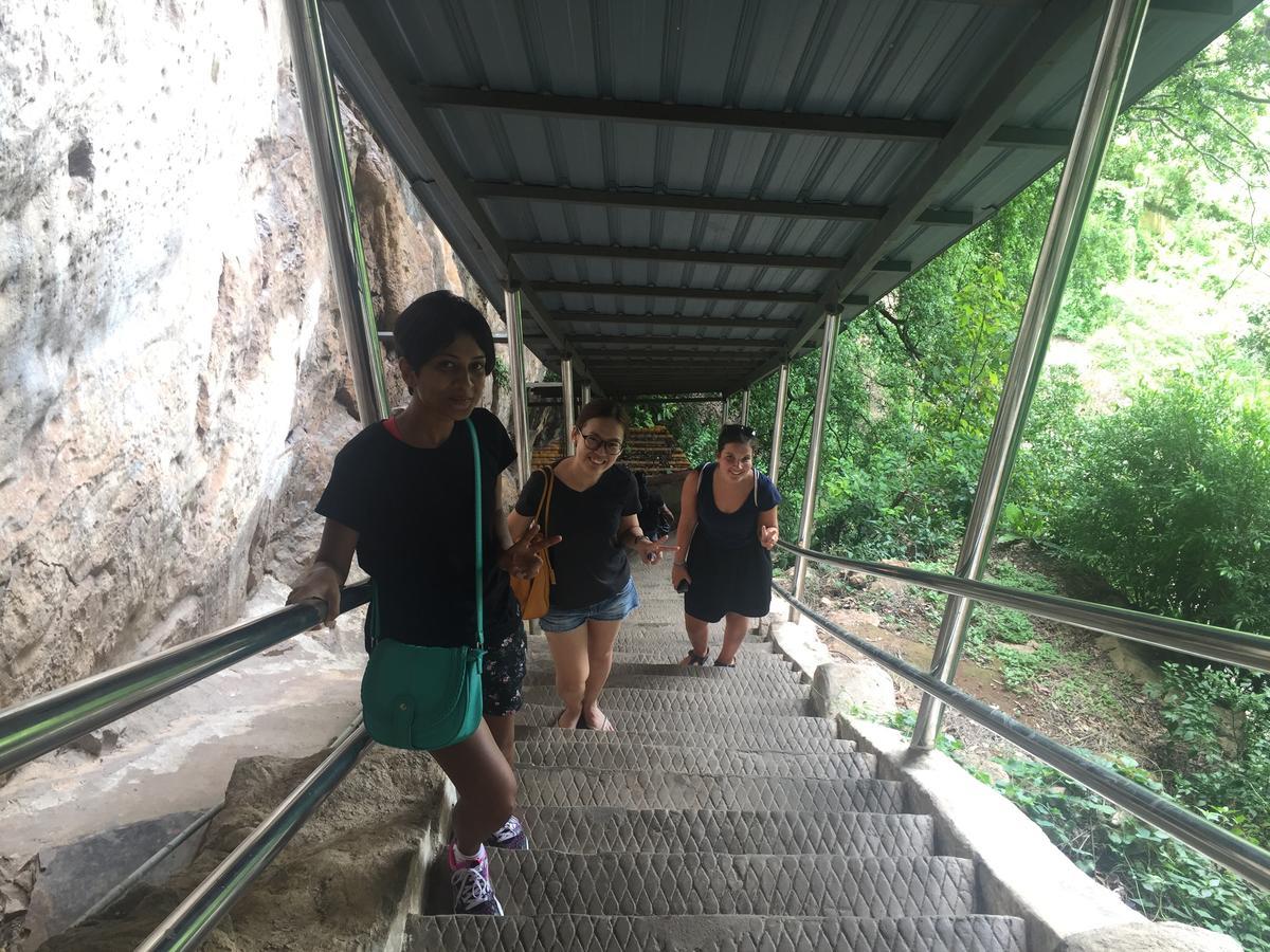 Vloft Backpackers Hostel Ipoh Ngoại thất bức ảnh